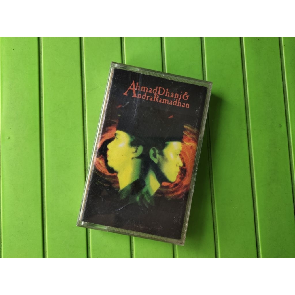 Kaset pita Ahmad Dhani andra Ramadhan