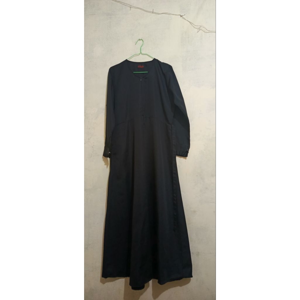Gamis Hitam Toyobo