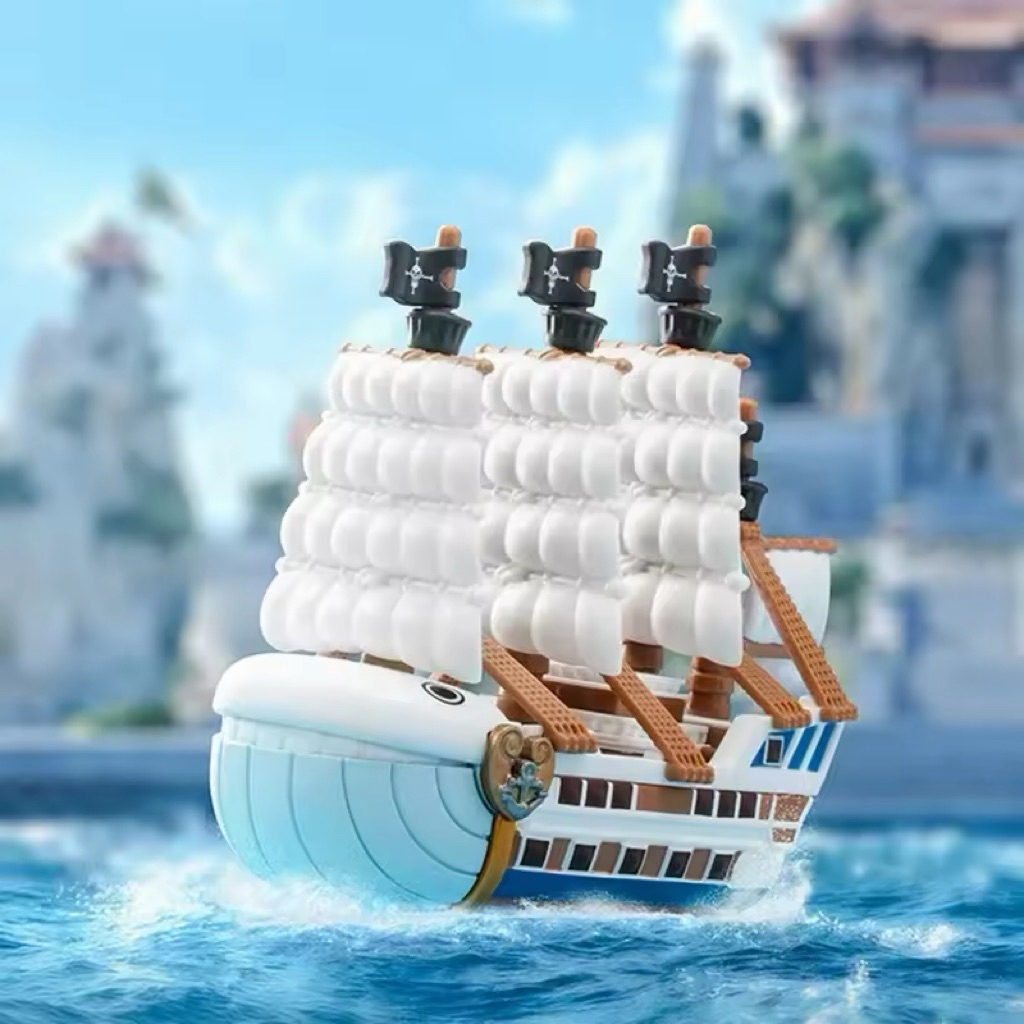 POP MART ORI One Piece The Grand Line Series Vehicles Kapal One Piece Ship - Moby Dick cocok untuk i