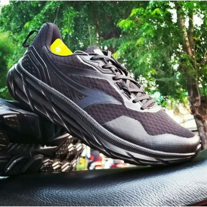 Sepatu Running Ardiles Ms Studebaker Solit Black