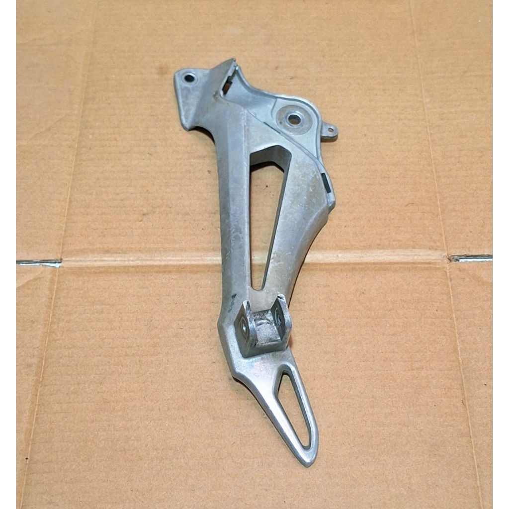 postep footstep belakang kiri honda supra x125 original