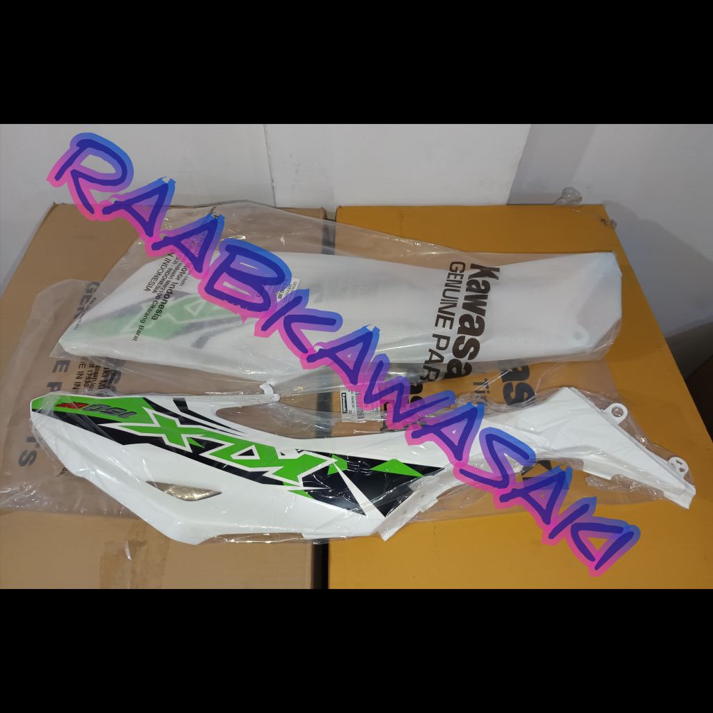 cover sayap tangki panjang putih stiker set klx 150 bf extreme original kawasaki