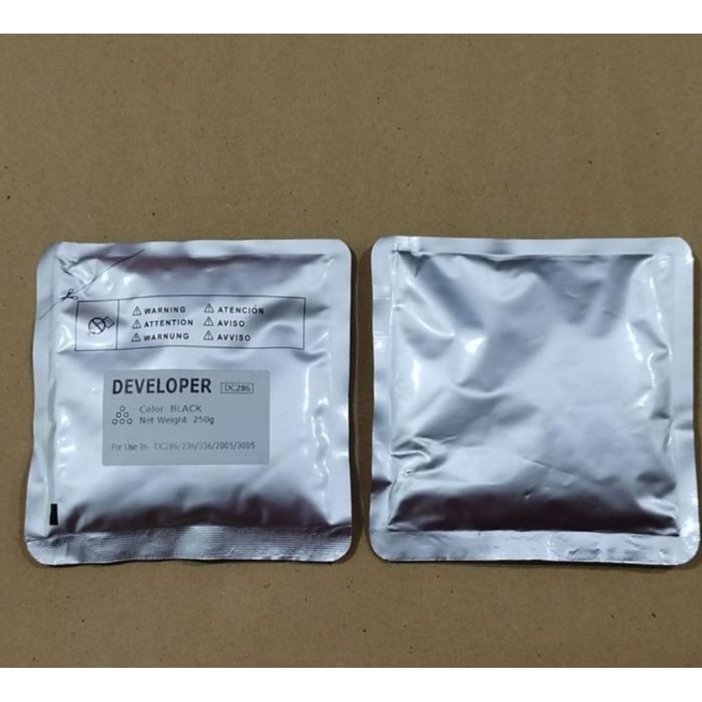 Developer XEROX DC 236/286XEROX DC 2005/2055/3005
XEROX DC IV 2060/3060/3065
XEROX DC 2007/3007
XERO