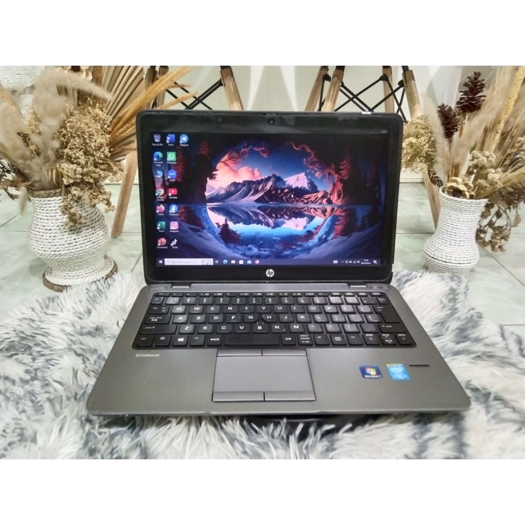 Laptop Hp 820-G1 Core i5 Gen 4 Ram 8Gb Ssd 128Gb 13 Inchi