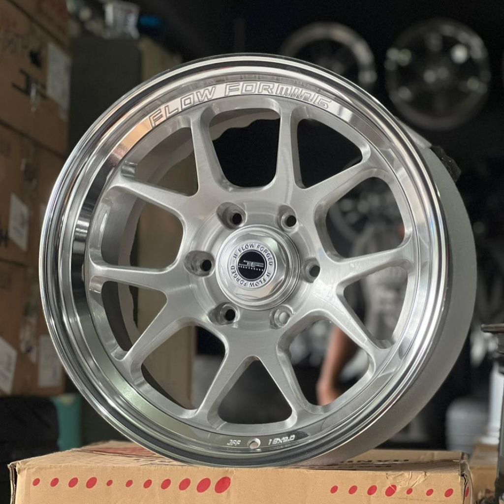 velg racing venom 6 jf luxury ring 18 pcd 6x139,7 lebar 9 velg mobil ring 18 pajero Hilux velg racin