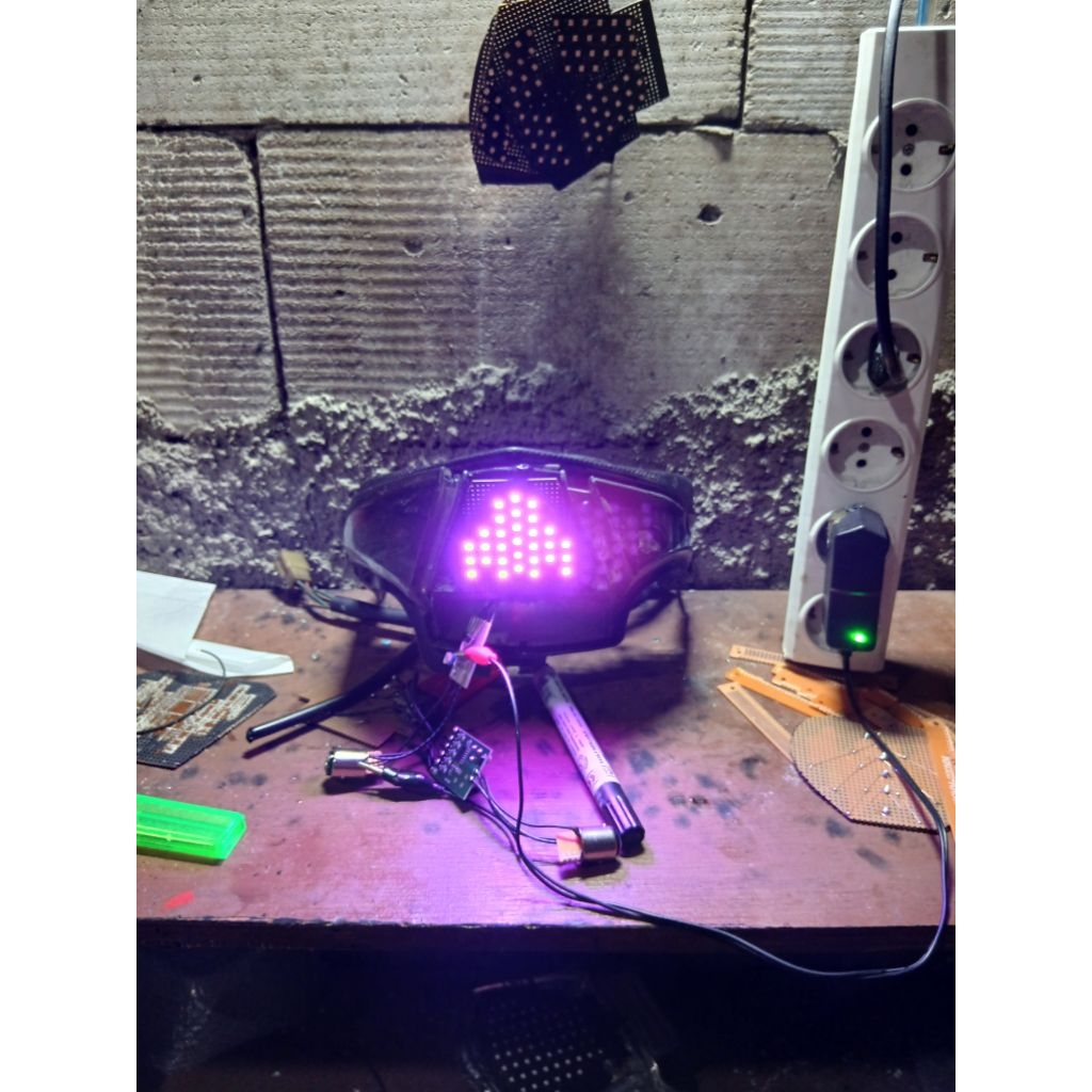 Lampu Stoplamp Running Beat Karbu Lampu Led Rem Belakang Variasi Motor