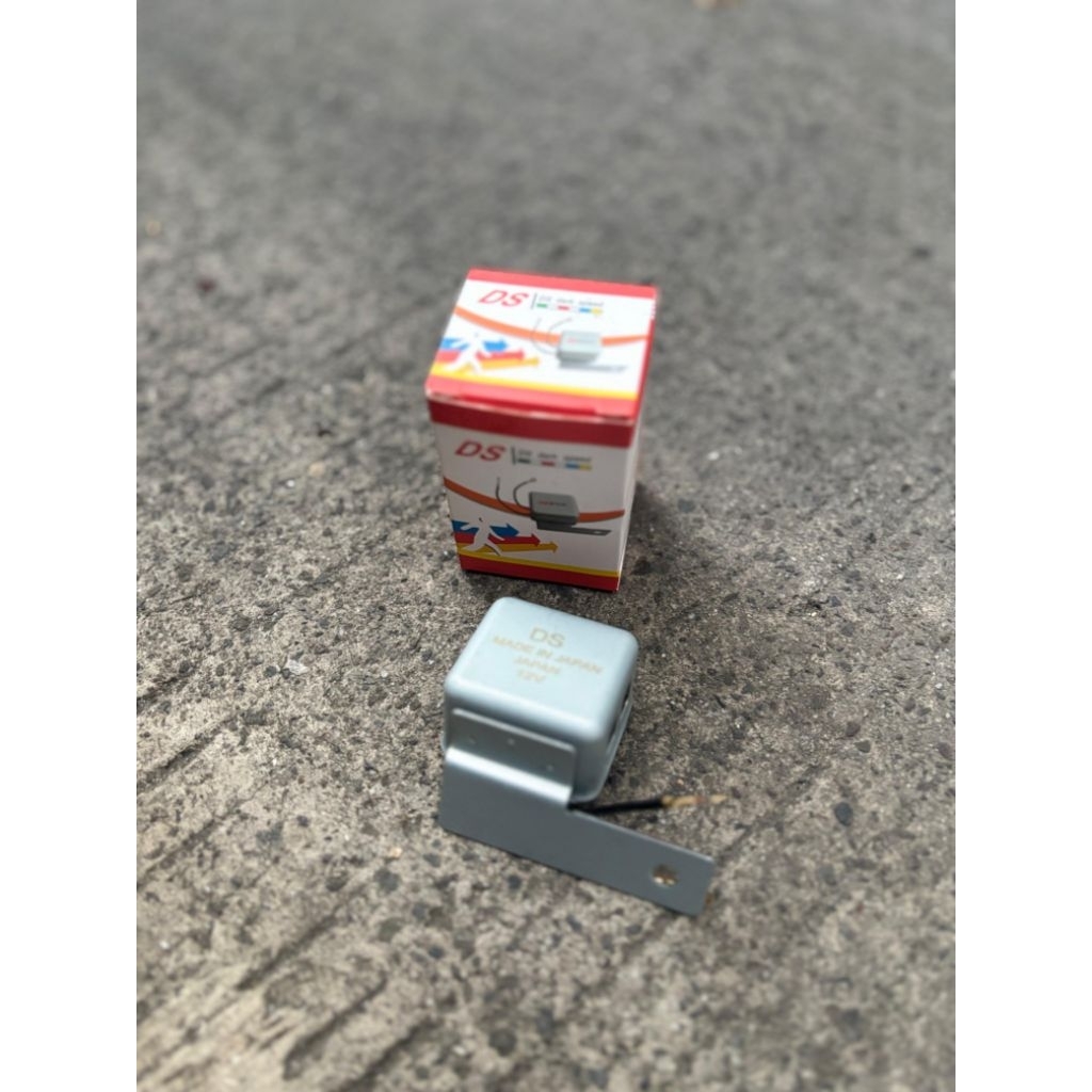 PROMO MURAH FLASER SEN TOYOTA ORIGINAL DS DARK SPEED MOTOR DAN MOBIL 12VOLT