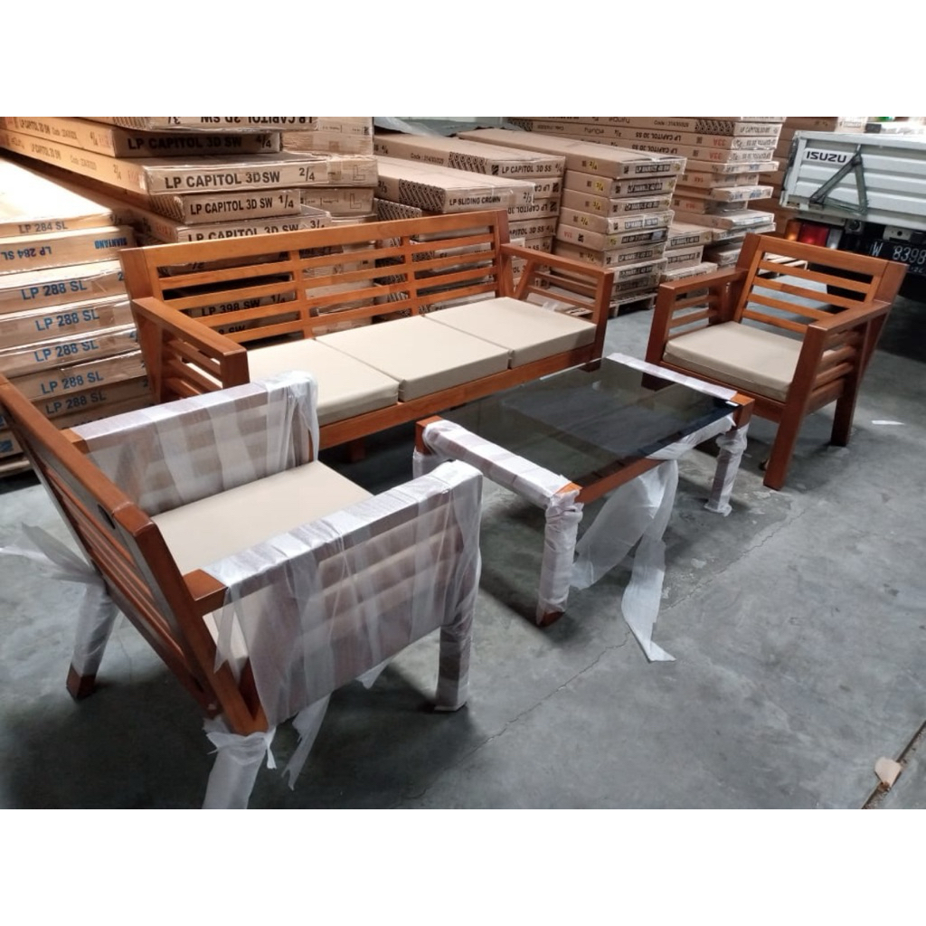 (fullhouse furniture) Kursi tamu siantano kayu 311 dengan meja dan dudukan sofa top quality