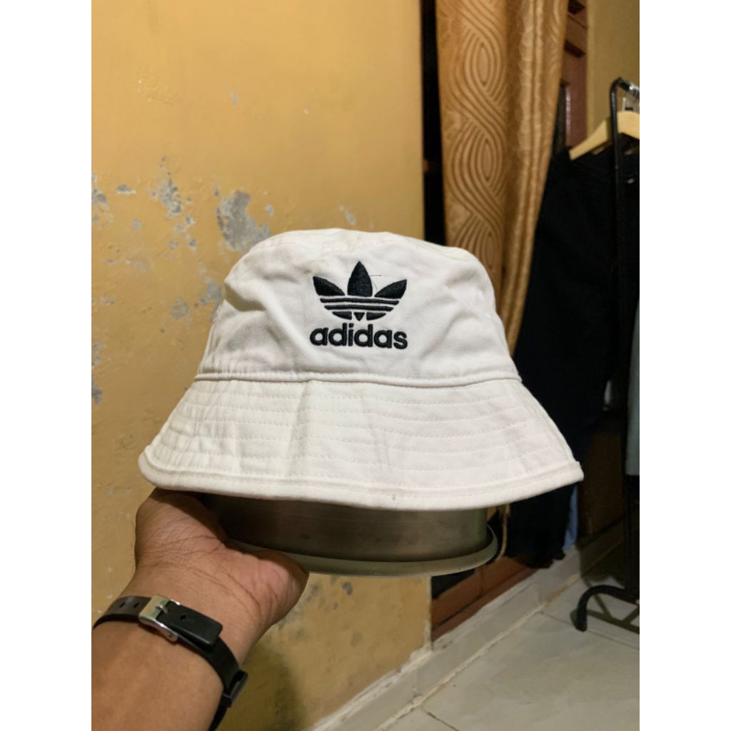 TOPI ADIDAS SECOND/TOPI BEKAS/TOPI LELONG