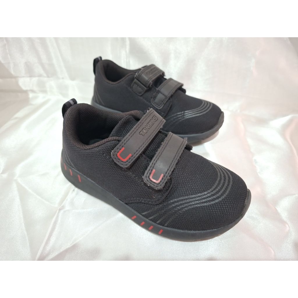 Sepatu Anak Perempuan Sepatu Anak Cewek SD TK TOMKINS (PRELOVED)