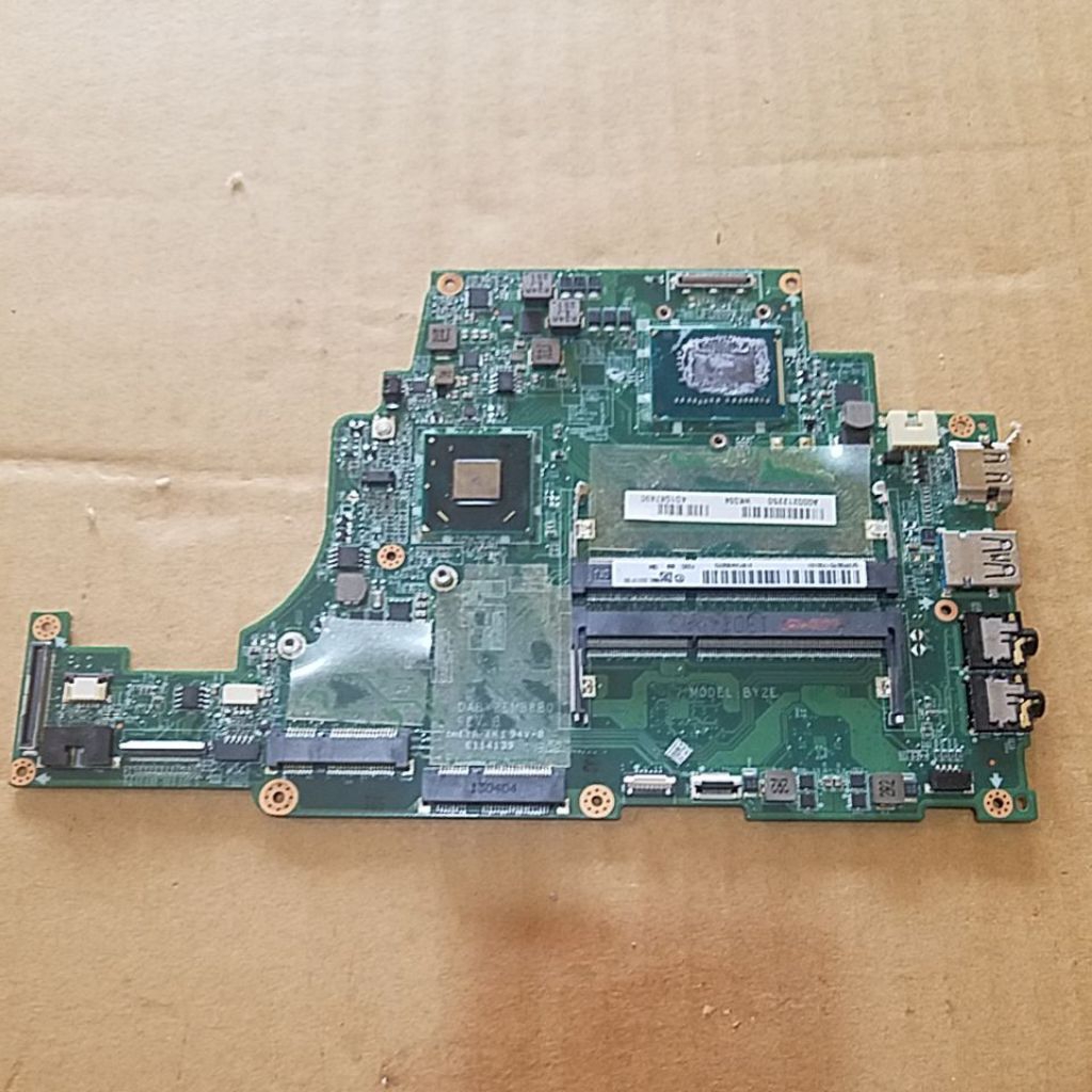 Motherboard mainboard mobo mesin core i5 Toshiba satellite U840t