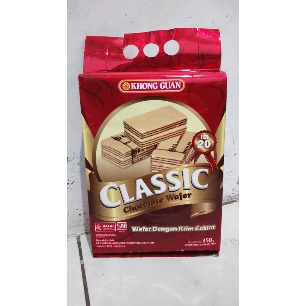 Khong Guan Classic Chocolate Wafer 350gram. Wafer Khong Guan