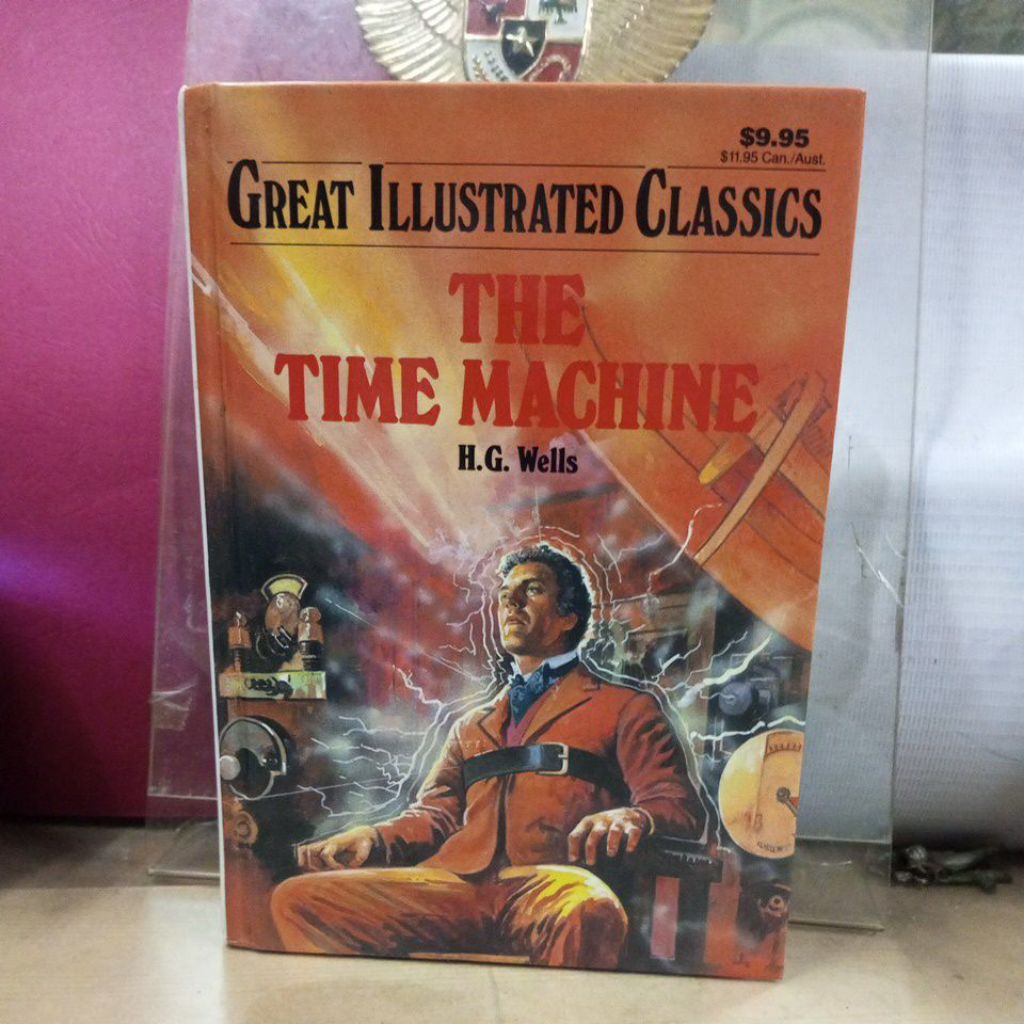 books import , great illustrated classics the time machine by h.g. wells