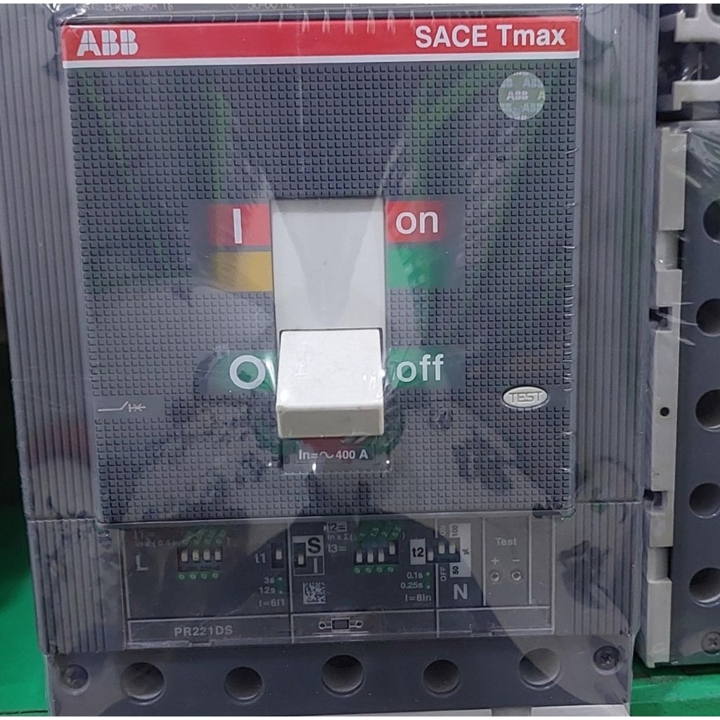 Mccb breaker ABB 3Phas 400A
