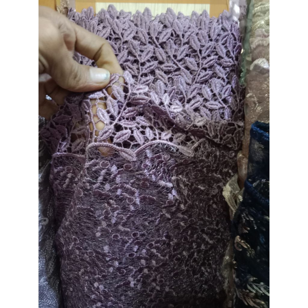 kain brokat prada premium - harga 0,5/m - bahan brokat prada - brokat prada premium - brokat prada..