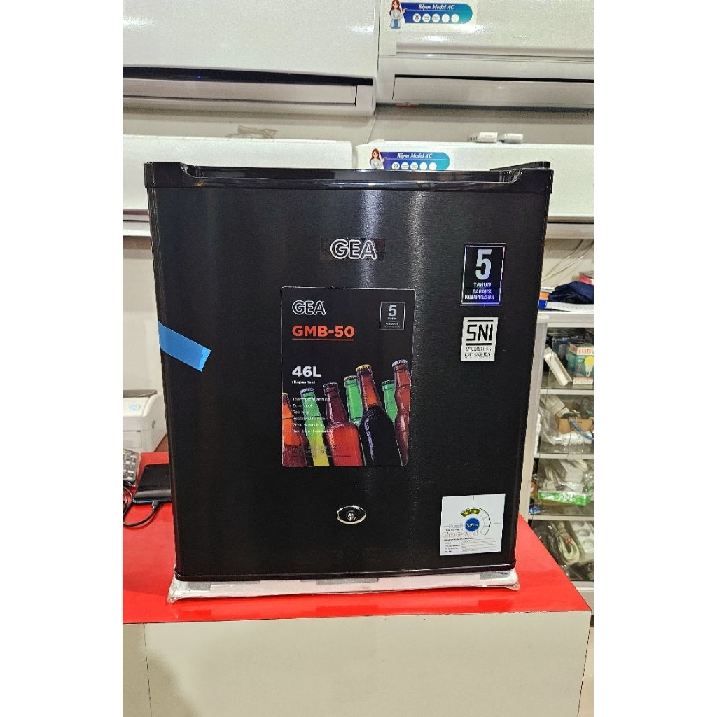 KULKAS MINI BAR GEA GMB 50 ORIGINAL/ KULKAS HOTEL