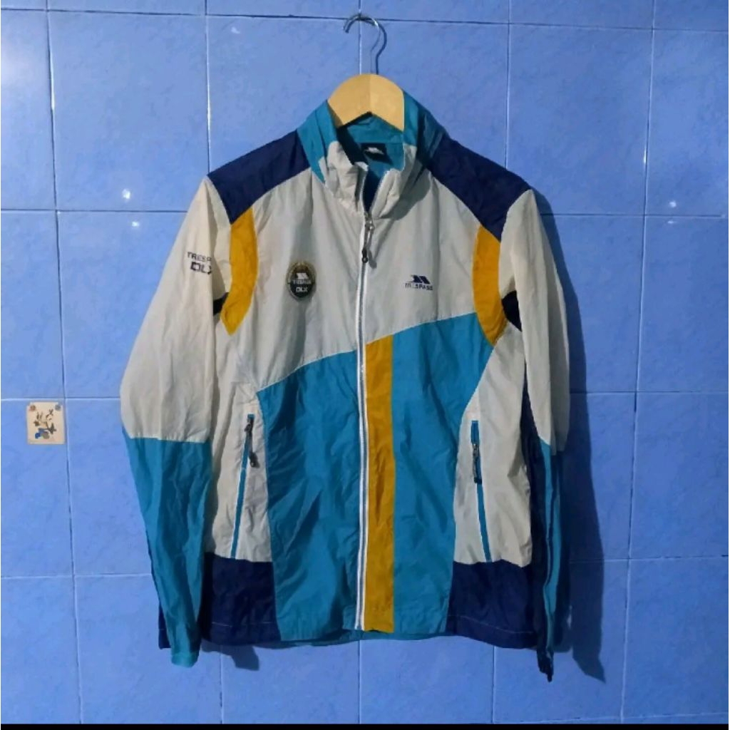 winbreaker outdoor brand trespass dlx