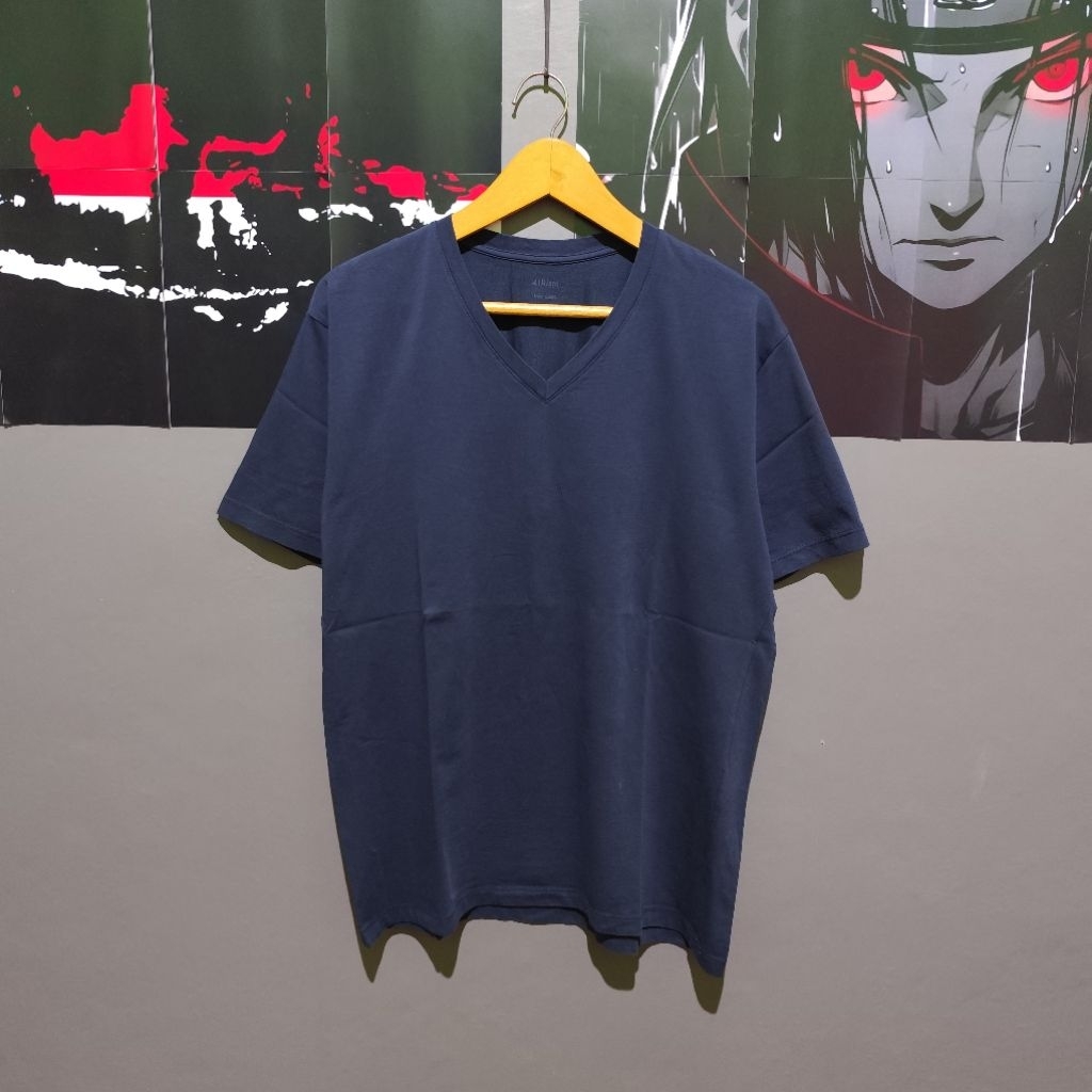 Kaos Airsm V neck