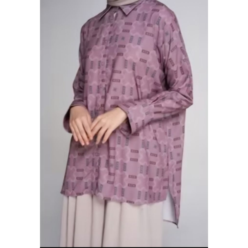 Ria Miranda Penza Top Preloved