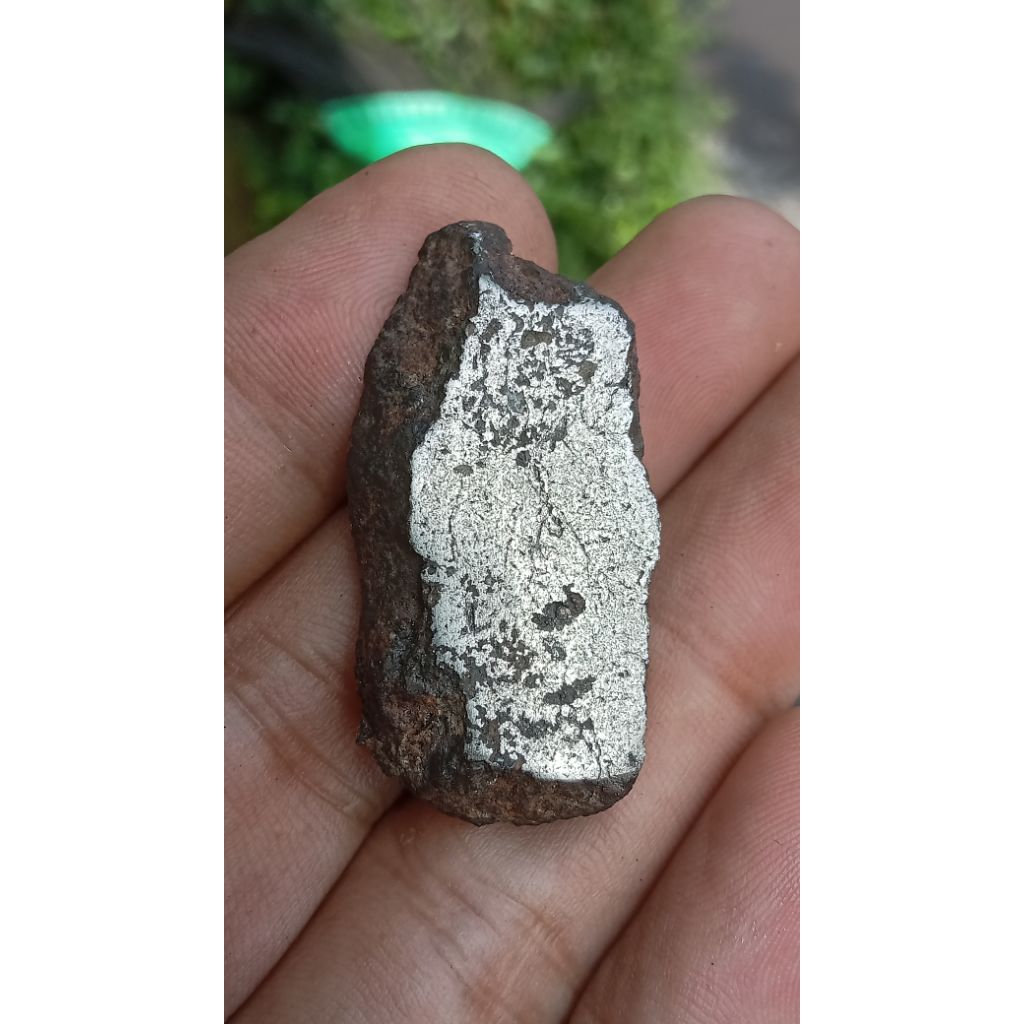 meteor batu besi Aji