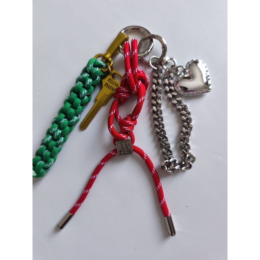 NEW ELEGANT & PREMIUM FEEL BAG CHARM