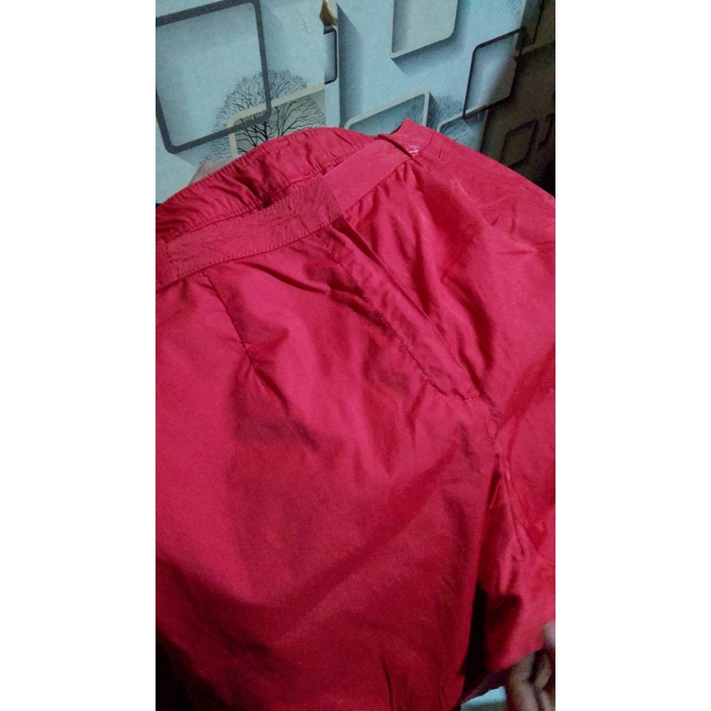 PRELOVED CELANA WANITA SIZE 33-34 LINGKAR PINGGANG 90 PANJANG 85 WARNA MERAH CERAH