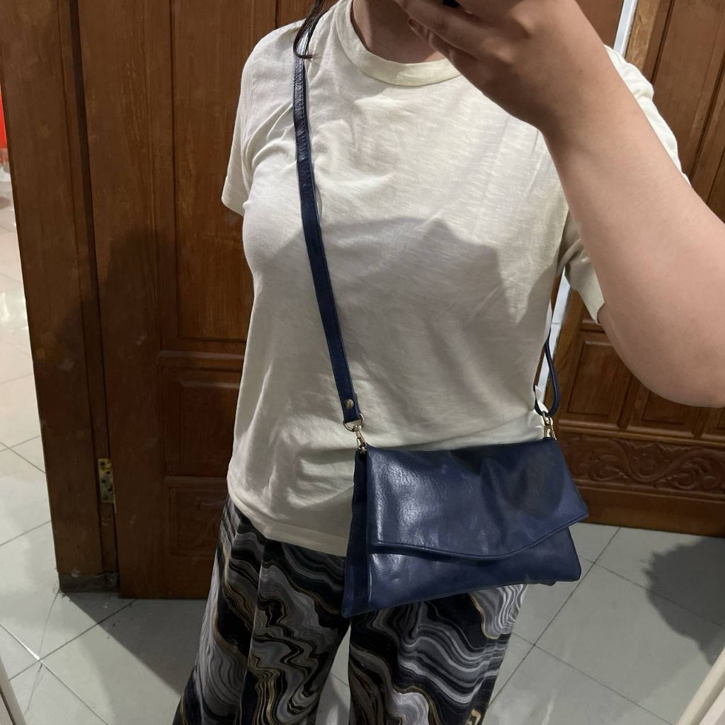Slingbag Kulit Navy 3 Ruang | Tas Pesta Clutch Preloved Bekas Second Like New