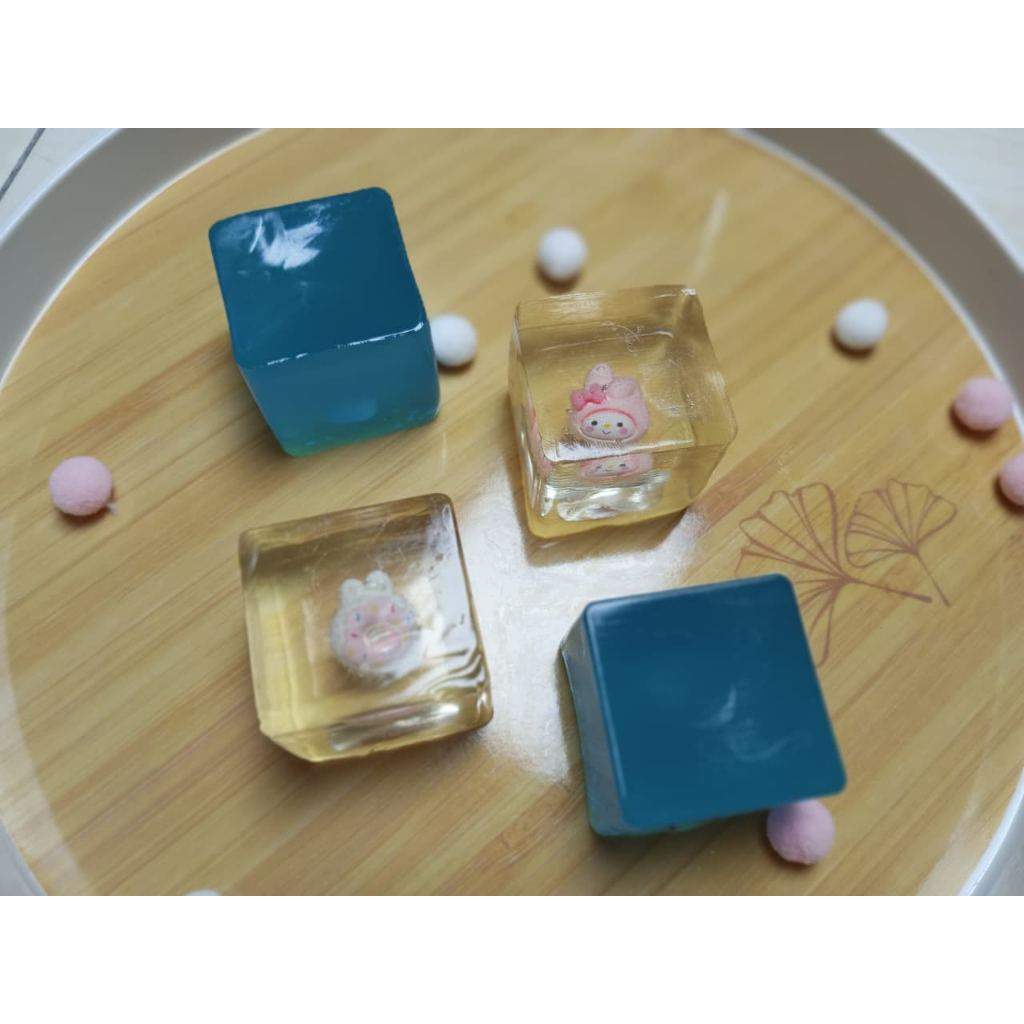 1PCS  - Squishy Jelly Batu es kristal / mainan anti stres / Ice Cube Squishy