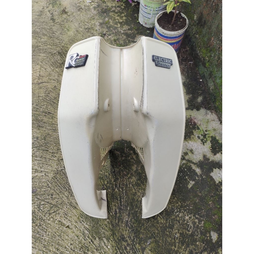 sayap tebeng sayap Suzuki rc bravo rc100 original putih