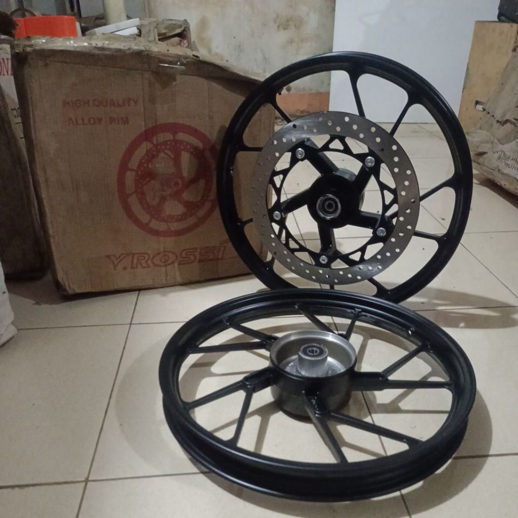 velg racing gigadisc v Rossi hitam satria R
