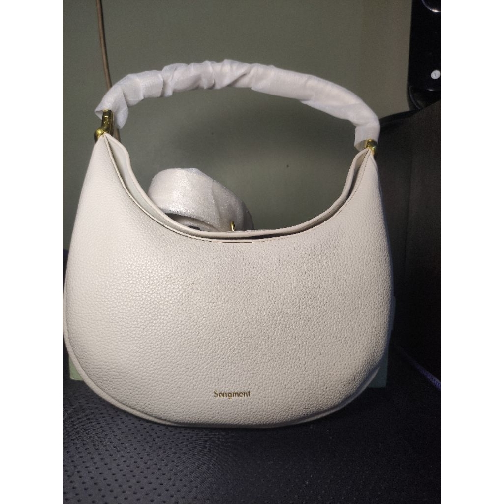 Tas wanita songmont model luna warna putih. Barang baru bukan preloved
