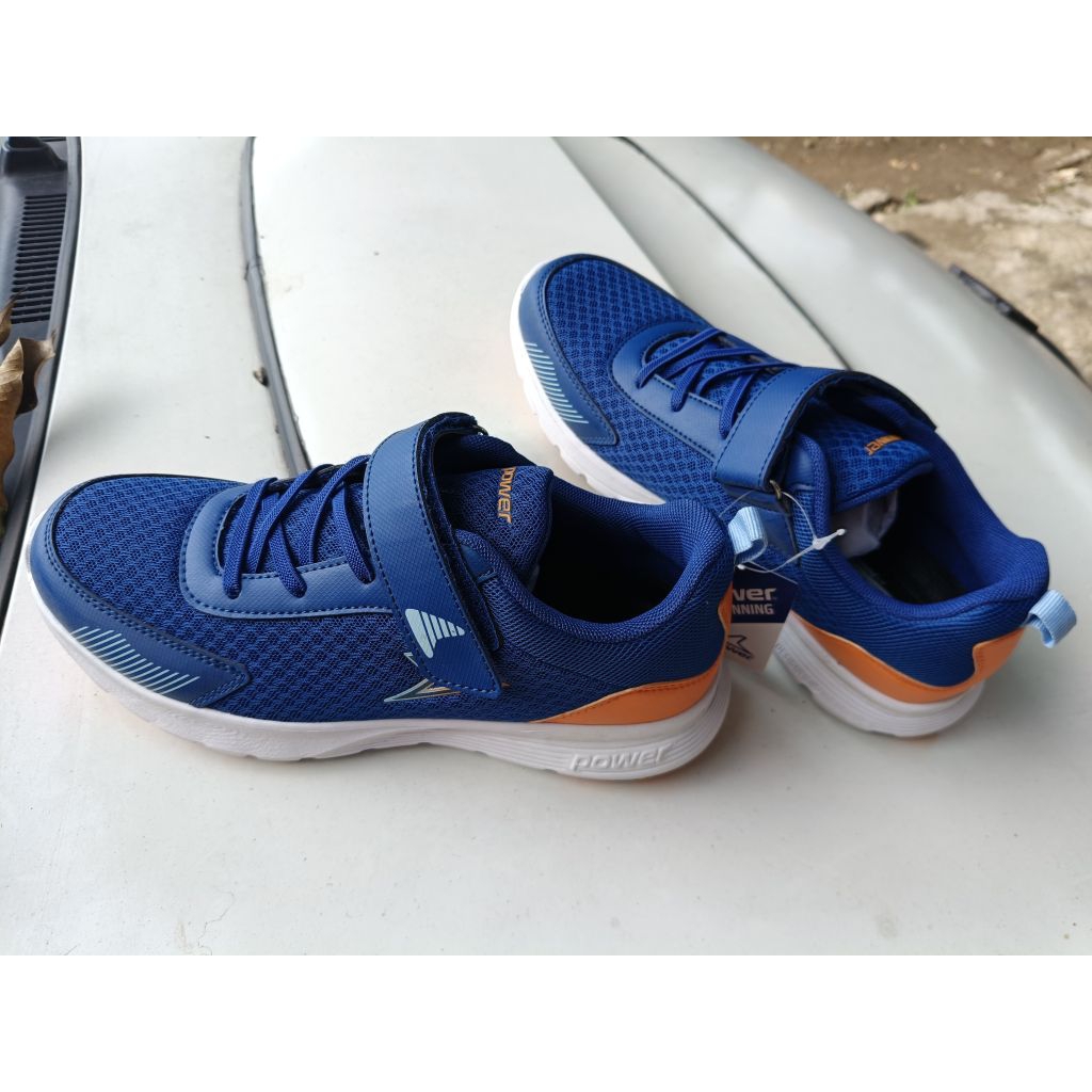 SEPATU SENEAKERS WANITA POWER BATA