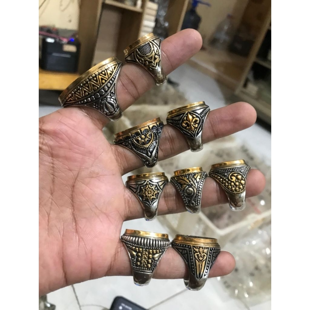 Emban cincin alpaka kombinasi gold II
