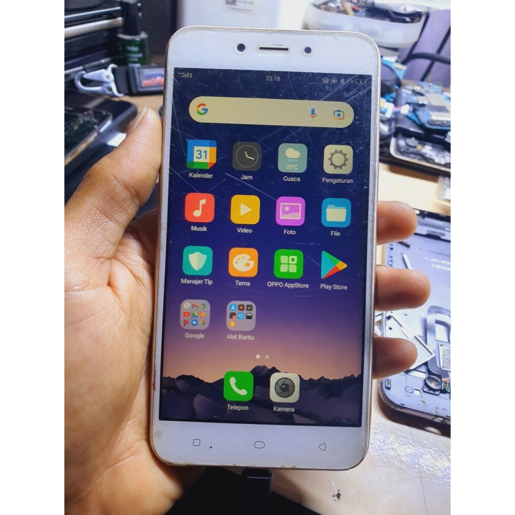 Unit Oppo A71 Ram3/32GB FullOriginal Normal Siap Pakai