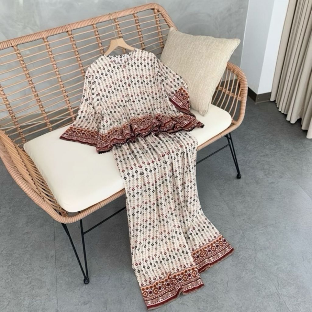 Setelan Kulot Wanita Motif Etnik Lengan Panjang/Baju Santai Modis Hijab/Set Atasan Bawahan