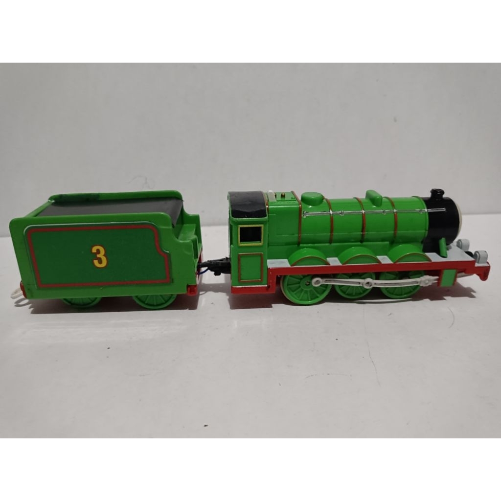 kereta Thomas and friends Henry elektrik on ori tomy