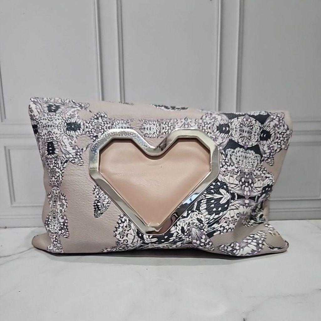 Preloved Clutch Kulit Asli Tebal Lovcat