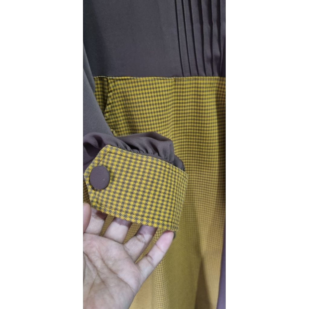 PRELOVED GAMIS KOTAK RH