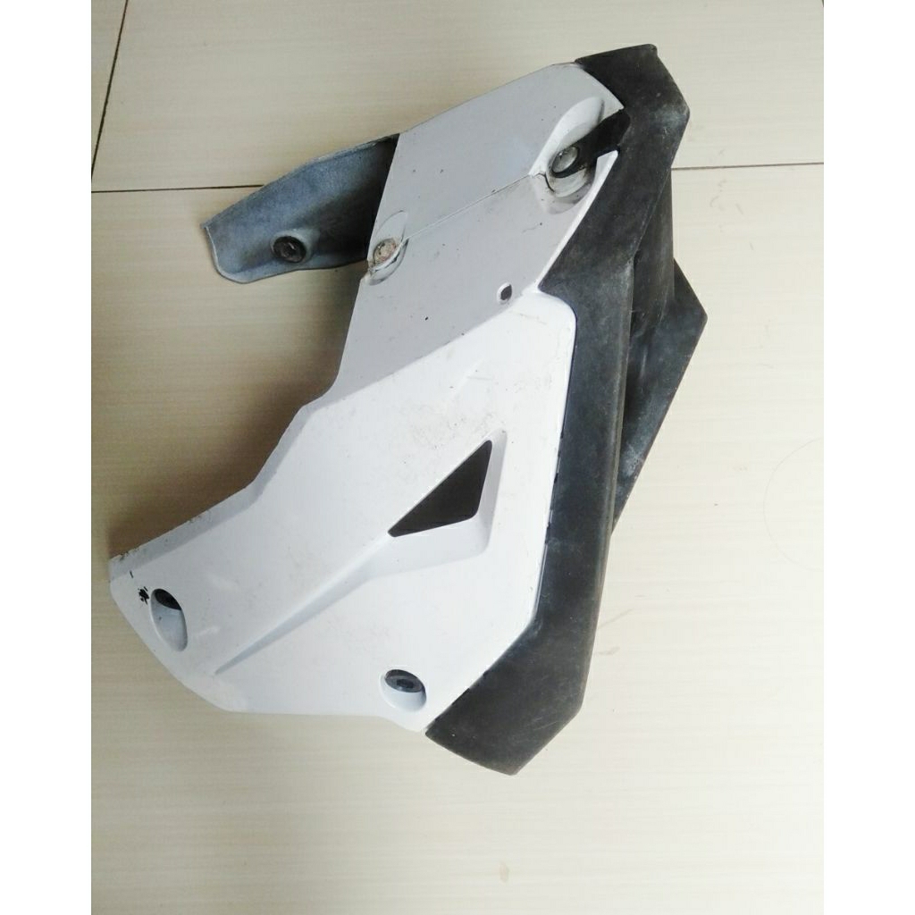 under cowl cover bawah mesin yamaha new vixion set ori undercowl NVA NVL New Vixion Advance Original