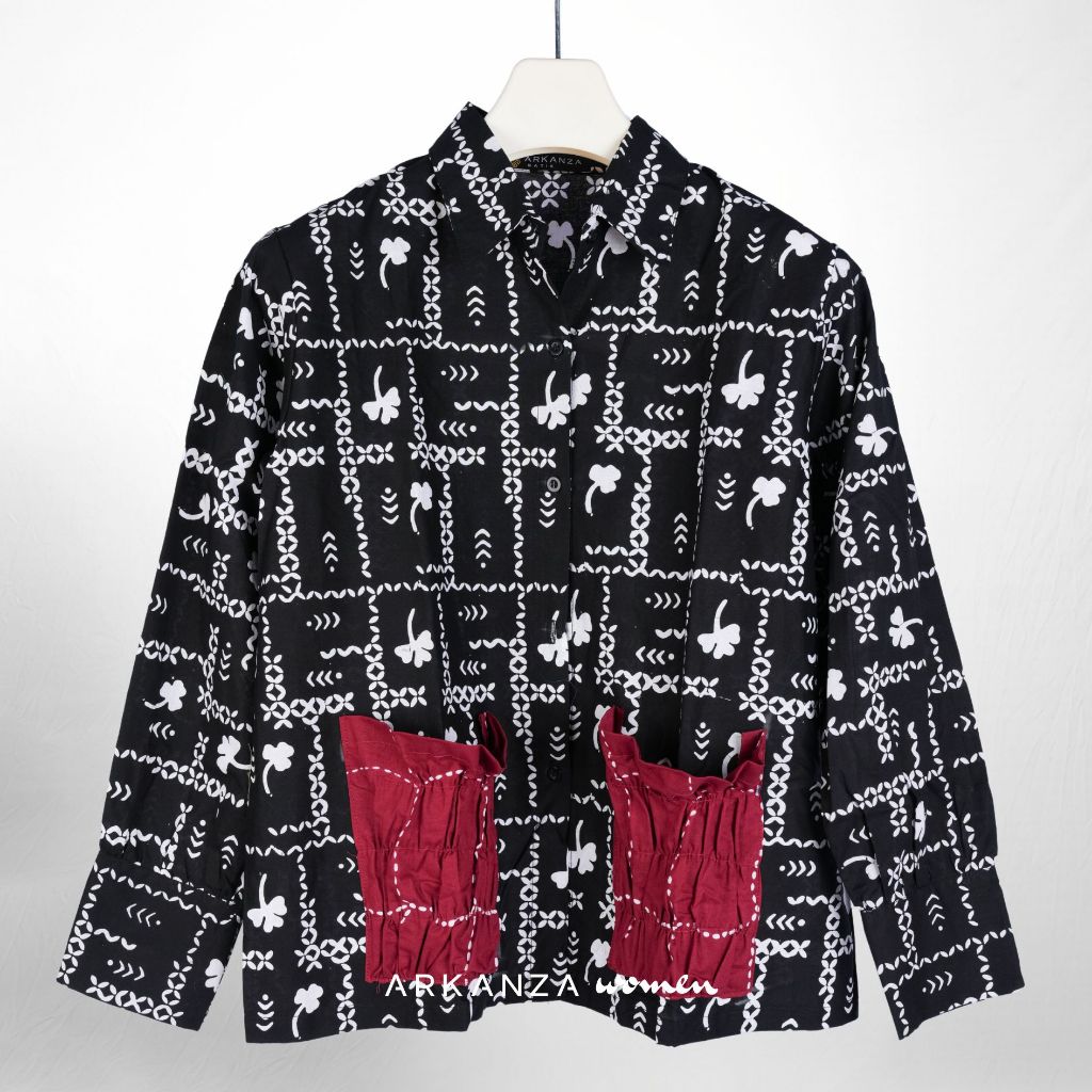ARKANZA WOMEN Kemeja Batik Cap Oversize Clover Hitam Atasan Wanita Katun Modern Lengan Panjang