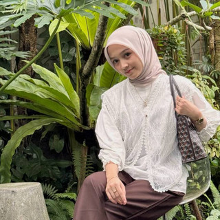 Delova Wardrobe - VEST CANTILY Prada Chantily Brukat Vintage Bordir Stylish | Outfit Atasan Wanita Outer Rompi Tali Renda Luaran Baju Pakaian Tulle Lace Premium Tile  Brokat untuk Lebaran Raya Kebaya Kondangan Kekinian Simple Look Fashion