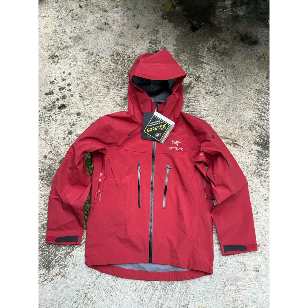 Arc’Teryx Alpha SV GORE-TEX Pro Gorpcore Waterproof Jacket