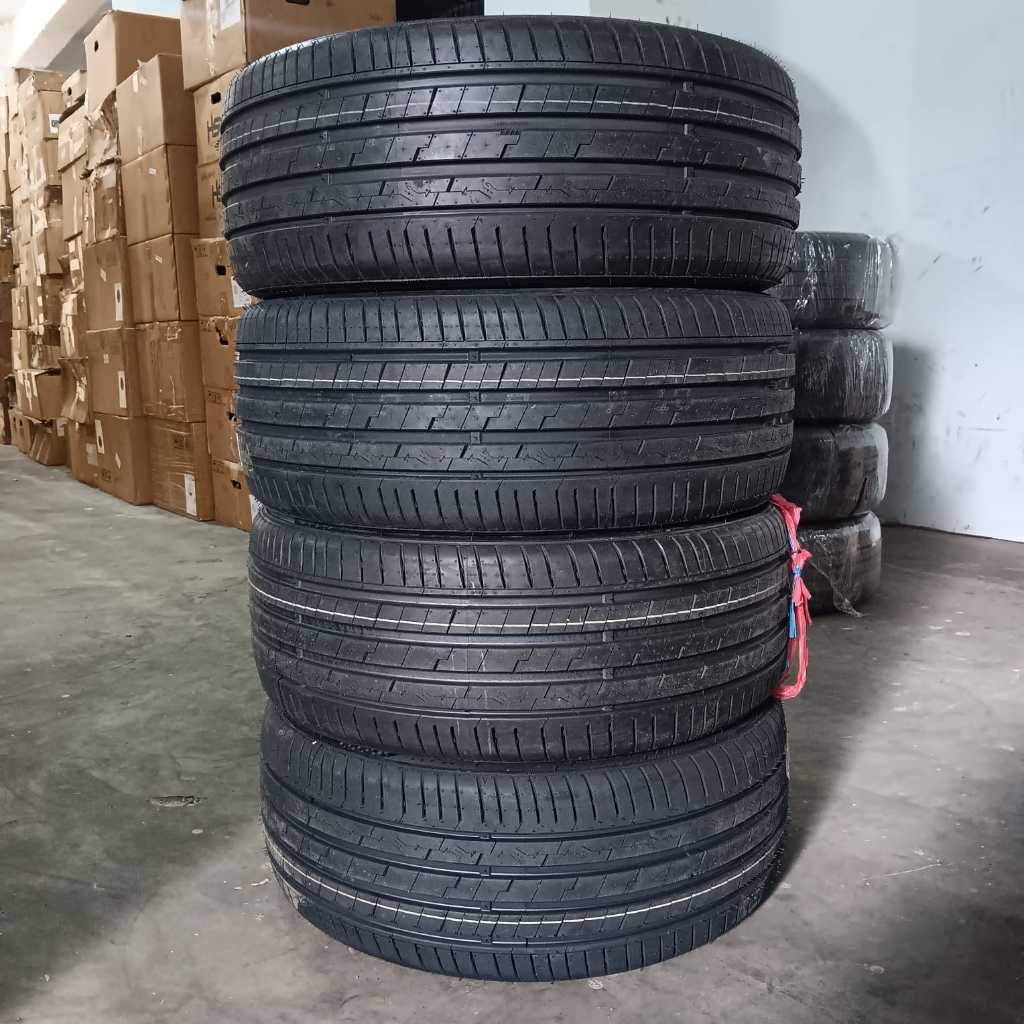 Ban Bekas Murah Rasa Baru Ukuran 225 45 R18 Merk Accelera Iota EVT