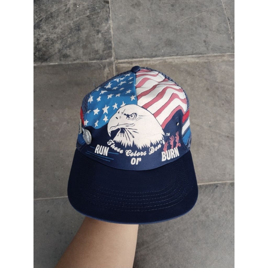 Trucker Threeline Full Puffer Vintage