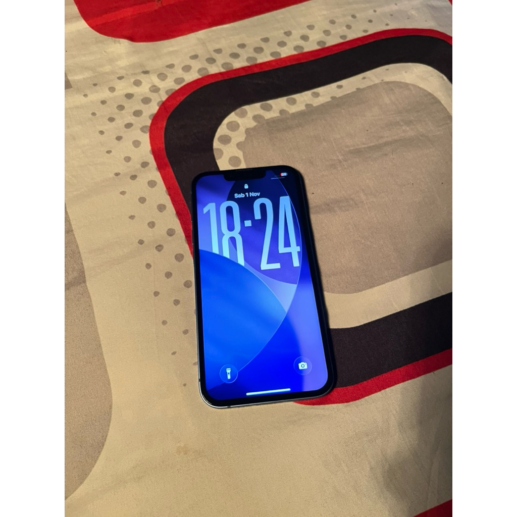 iphone 13 256gb ex ibox nego