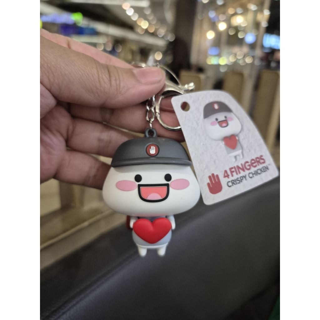 4fingers crispy chicken pentol keychain merchandise