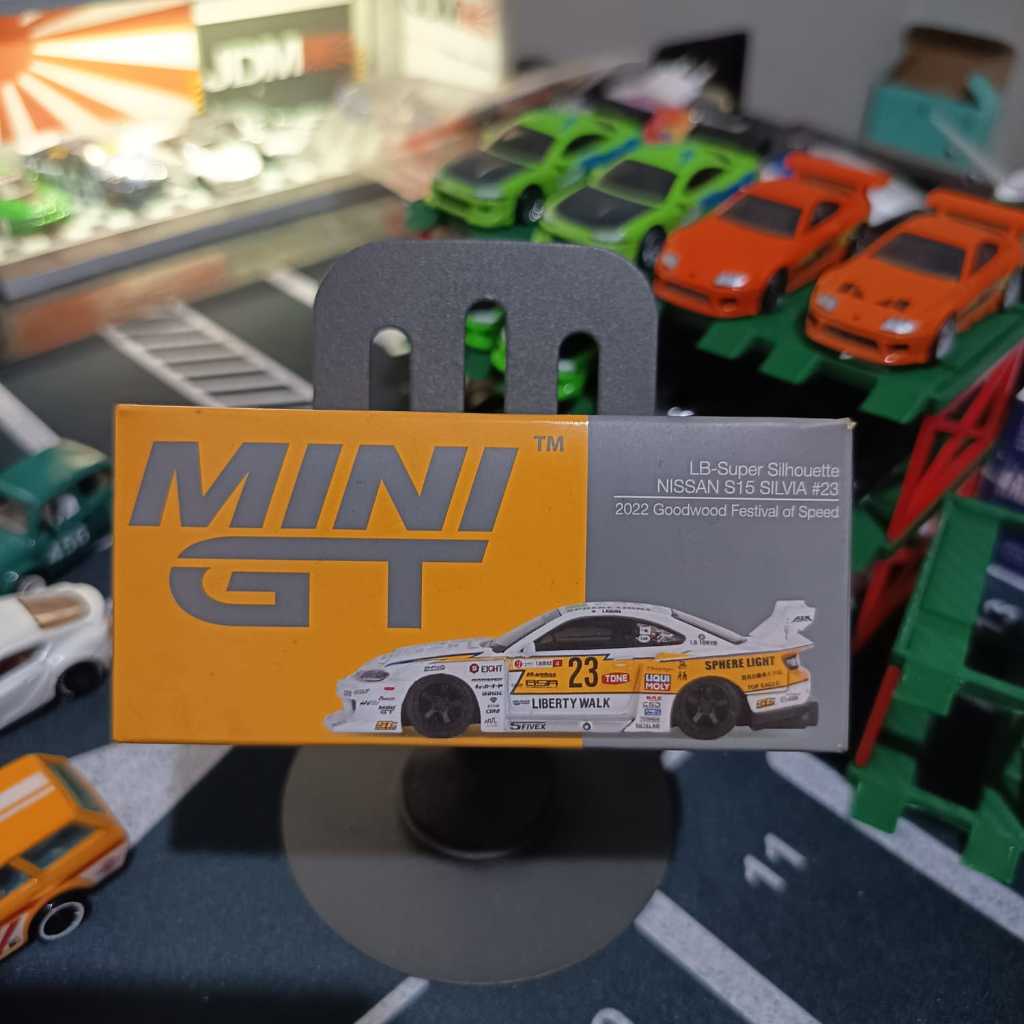 Mini GT LBWK Nissan Silvia S15 #23 Goodwood putih Unsealed