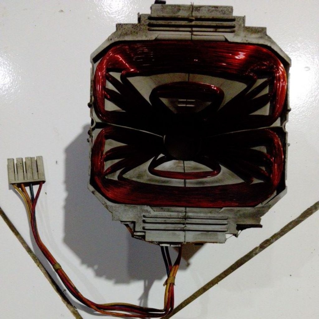 yoke Defleksi Polytron 21in Slim