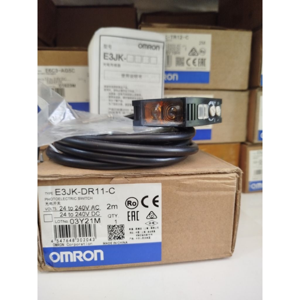 OMRON E3JK-DR11-C PHOTOELECTRIC SWITCH