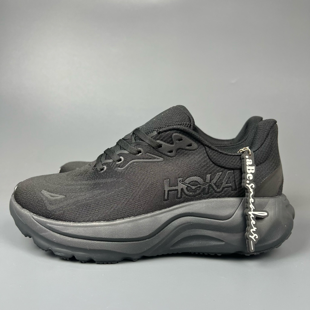 Sepatu Hoka One One Arahi 8 Black